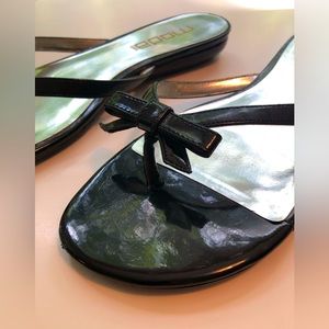 Moda Spana Black Patent Sandals w/ Cutest Bow Detail Size 8